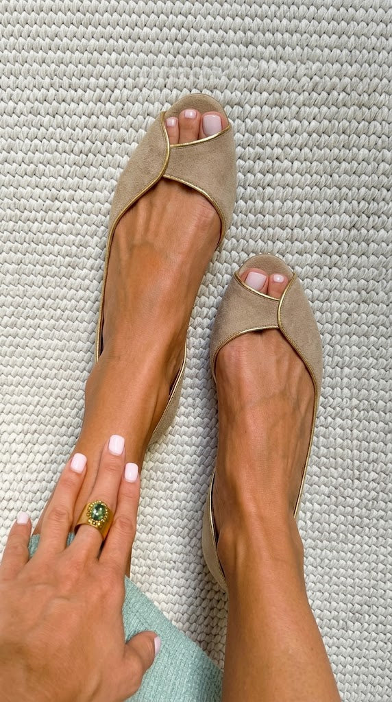 Bettina — Beige (2)