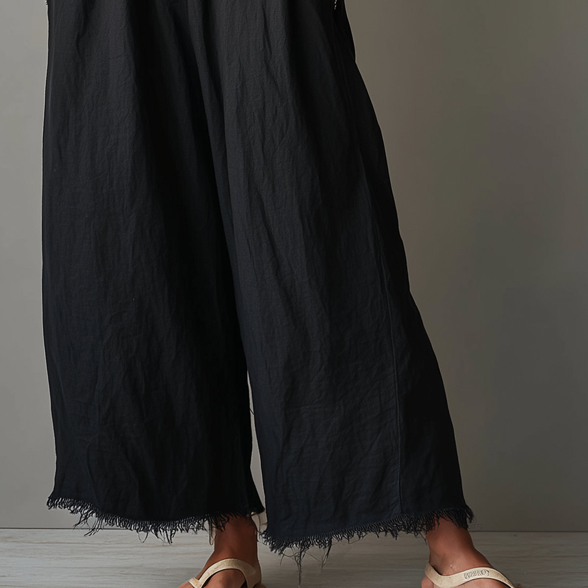 Bronagh — Black Relaxed Wide-Leg Jumpsuit with Pockets