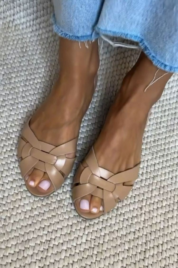 Kassandra — Beige (1)