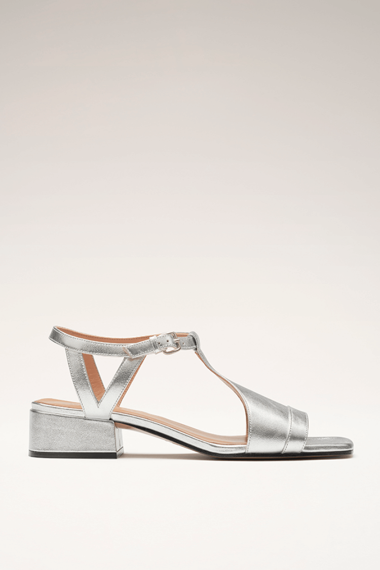 Yvonne — Silver (3)