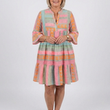 Fainche — Colour-Block Print Tiered Knee-Length Dress with V-Neck and Bell Sleeves