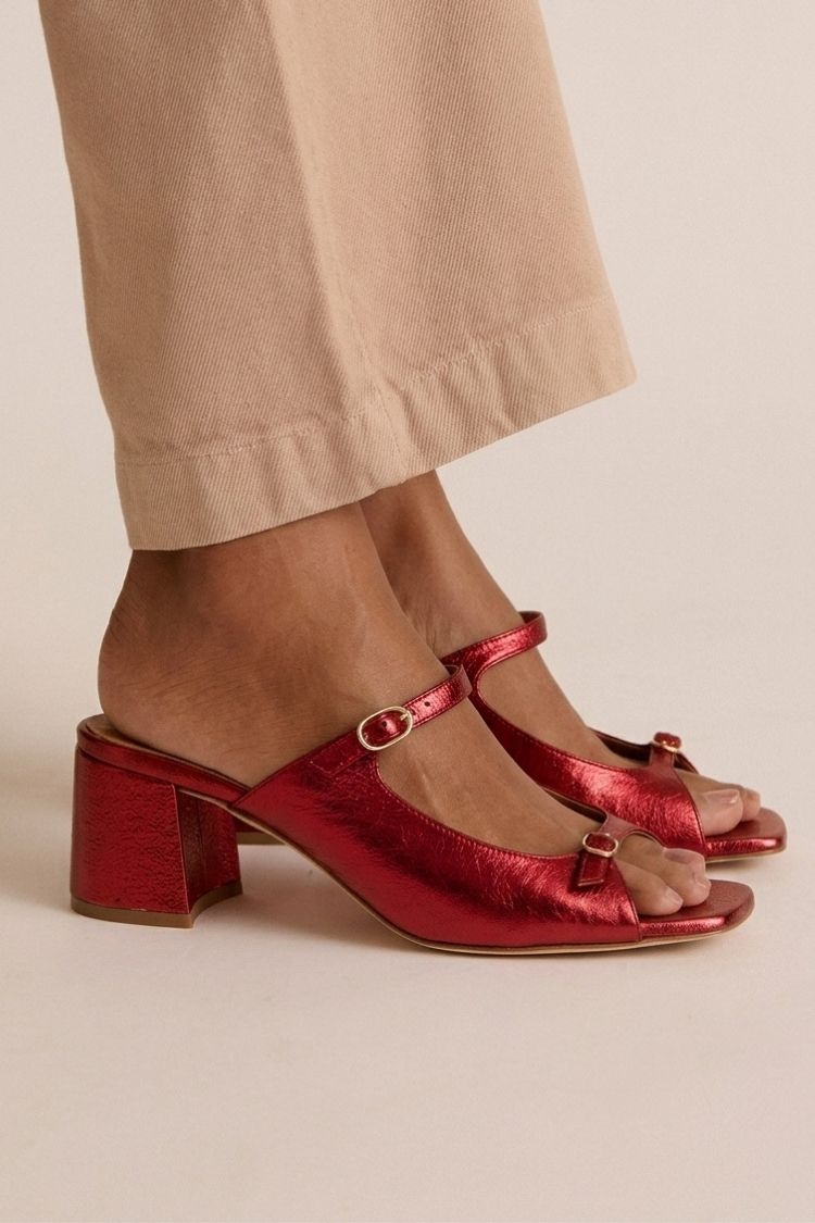 Calla — Dark Red
