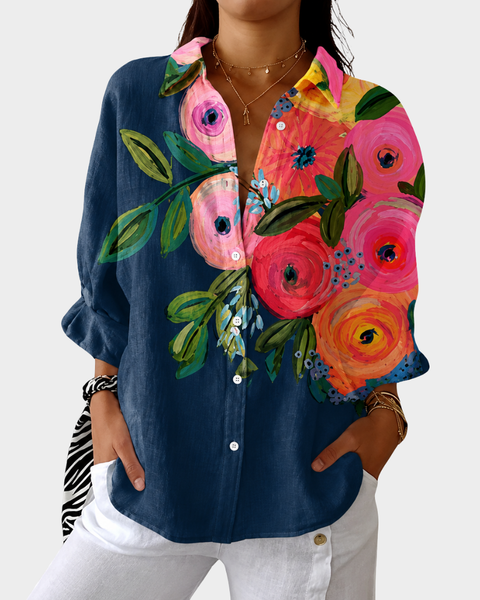 Vitória — Blusa Azul-Marinho com Rosas Pintadas