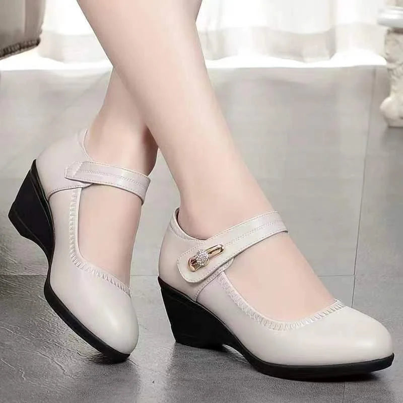 Elin — Mid-Heel Mary Jane Comfort Shoes