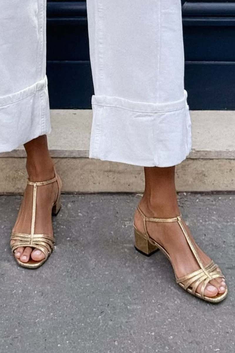 Venetia — Gold (3)
