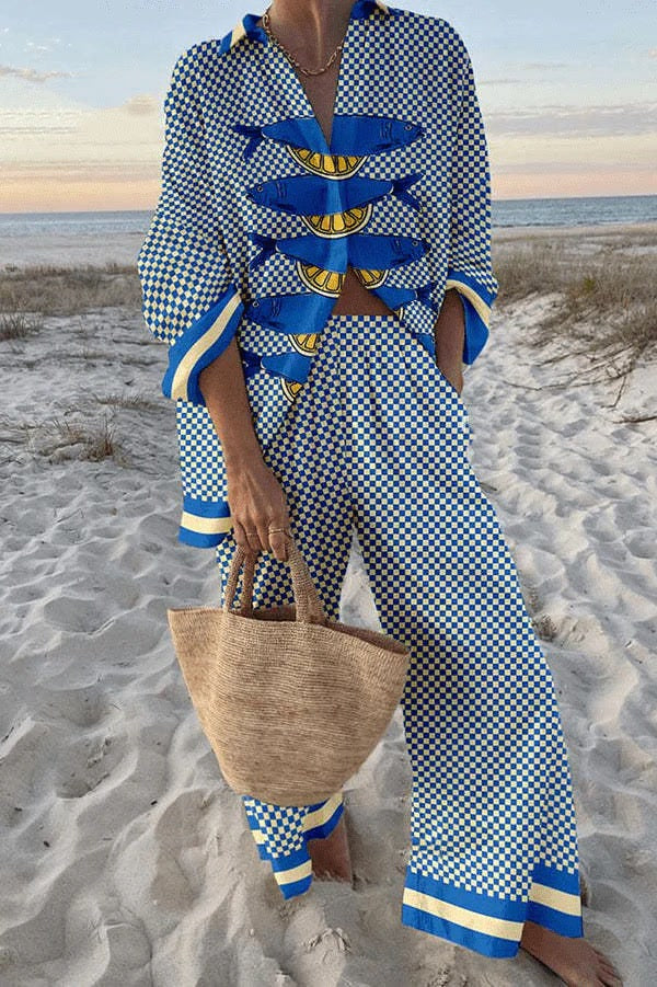 Lilibet — Blue and White