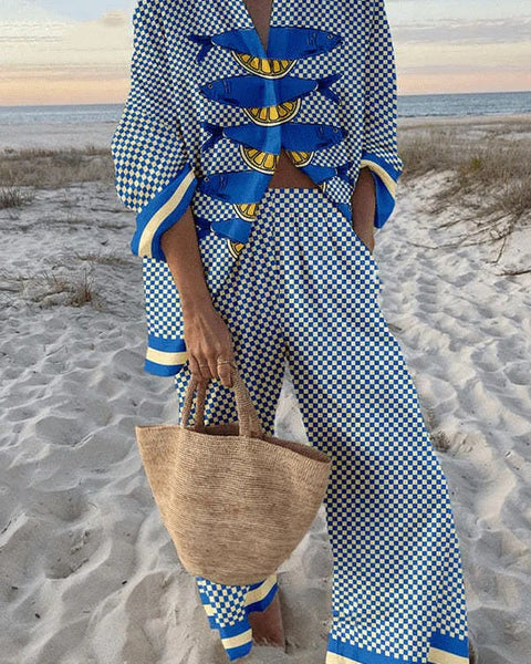 Lilibet — Blue and White