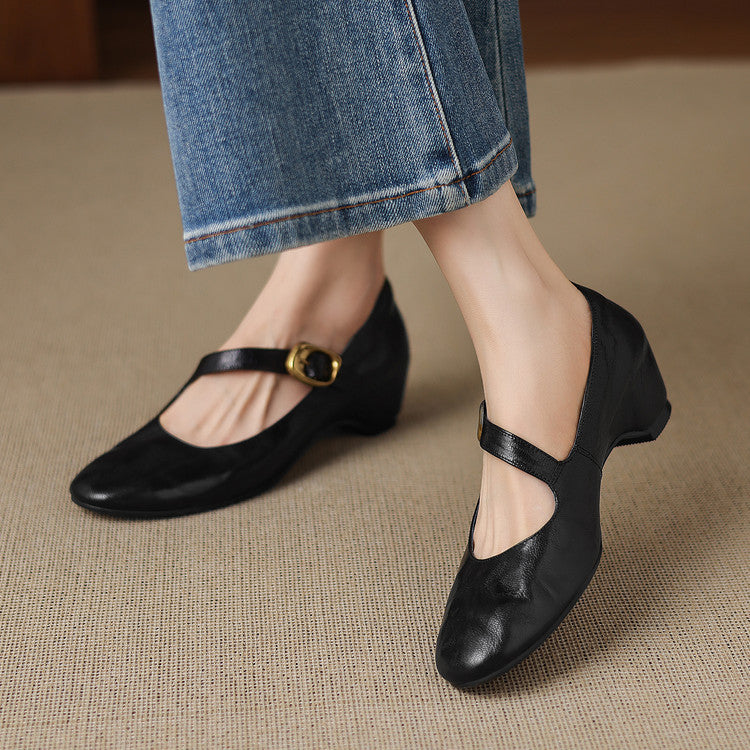 Quira - Black