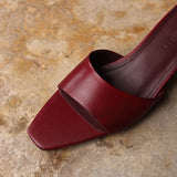 Hanako — Open-Toe Low-Heel Slides