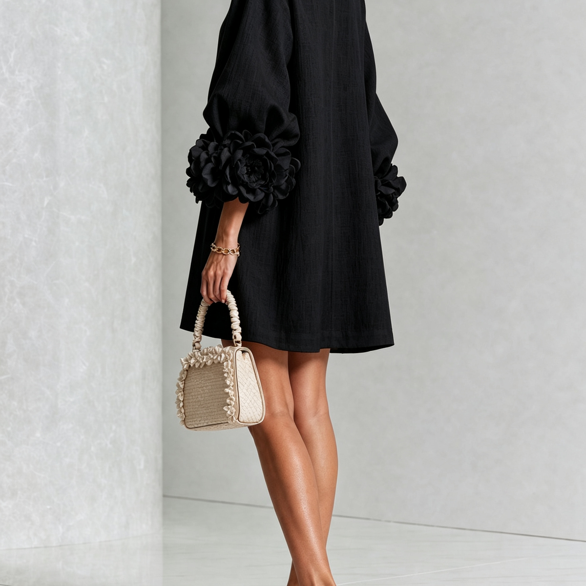 Lenore — Black (3)
