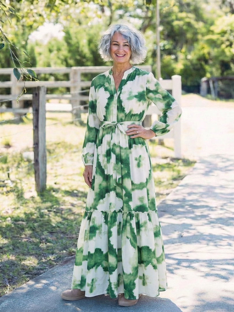 Sieglinde — Green Leaf-Print Tiered Maxi Dress with Tie Waist and Long Sleeves