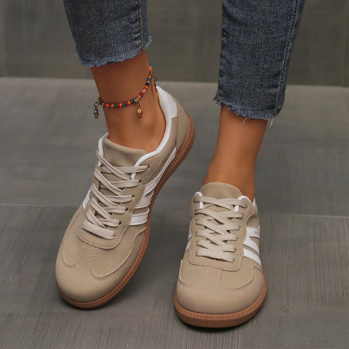 Tegan — Khaki (4)