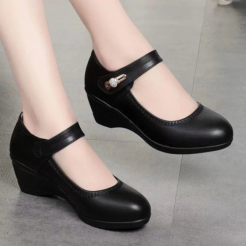 Elin — Mid-Heel Mary Jane Comfort Shoes