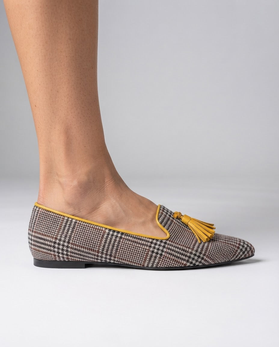 Agnese — Pointed-Toe Printed Slip-On Flats