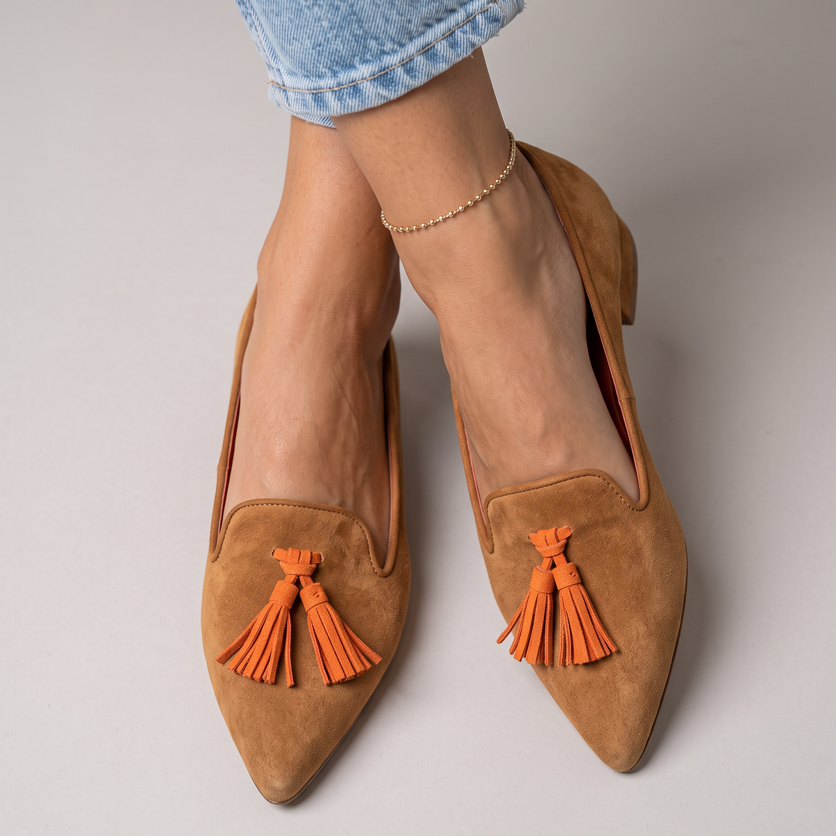 Agnese — Brown & Orange