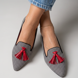 Agnese — Red Checks
