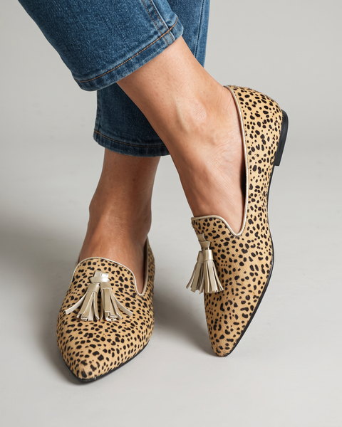 Alda — Cheetah-Print Pointed Moccasins with Gold Tassels