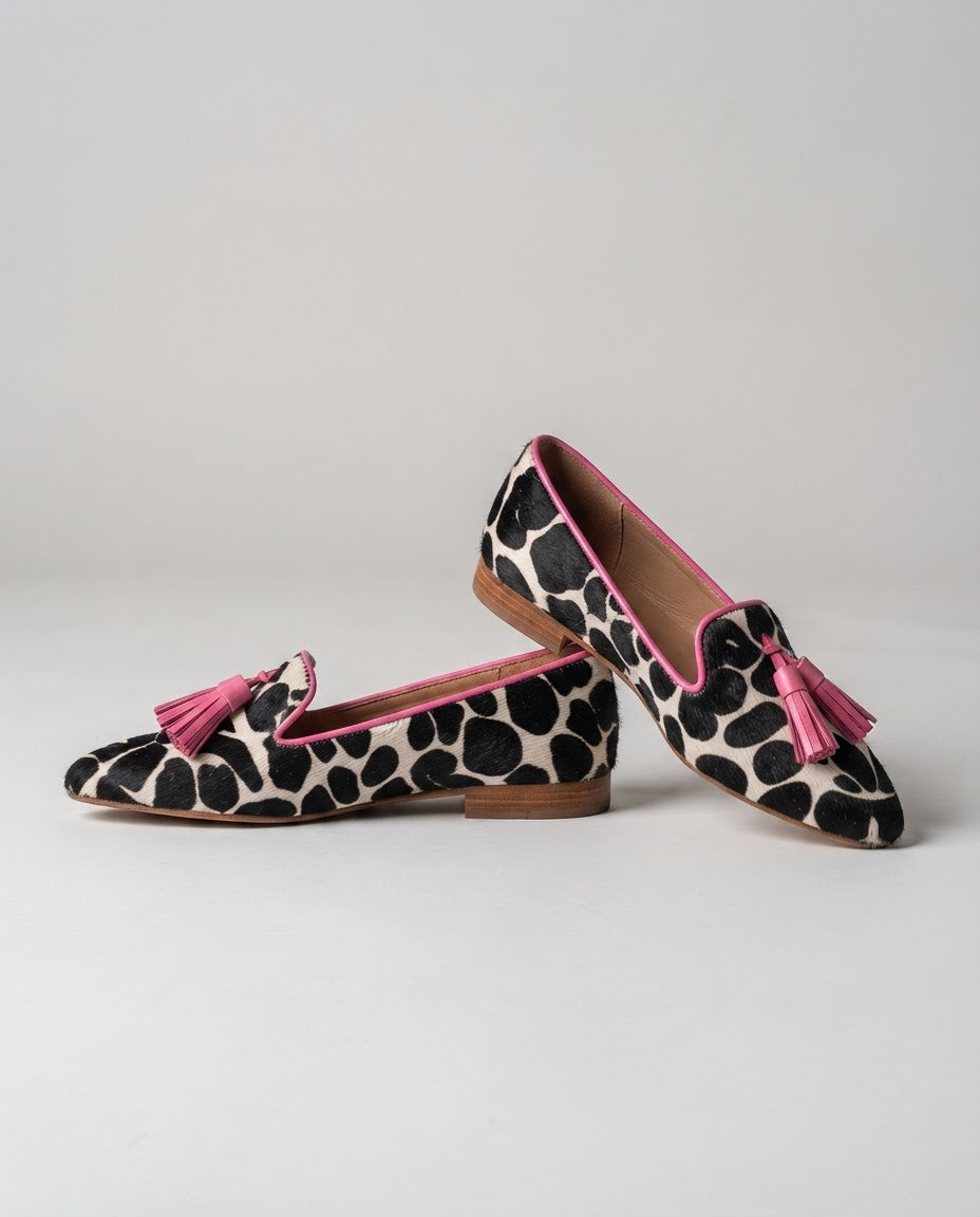 Livia — Spotted-Print Pointed Moccasins with Pink Tassels