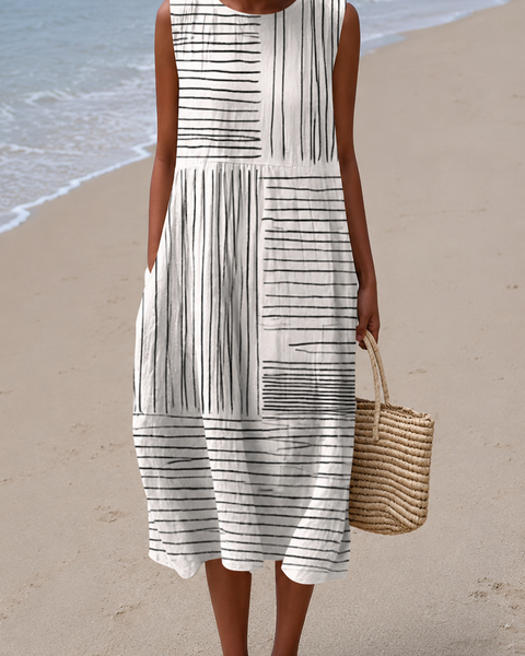 Isaure — Black and White Line Print