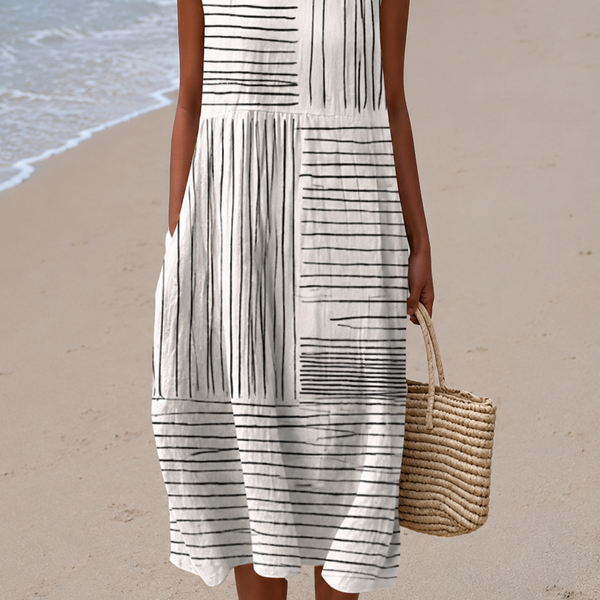 Isaure — Black and White Line Print