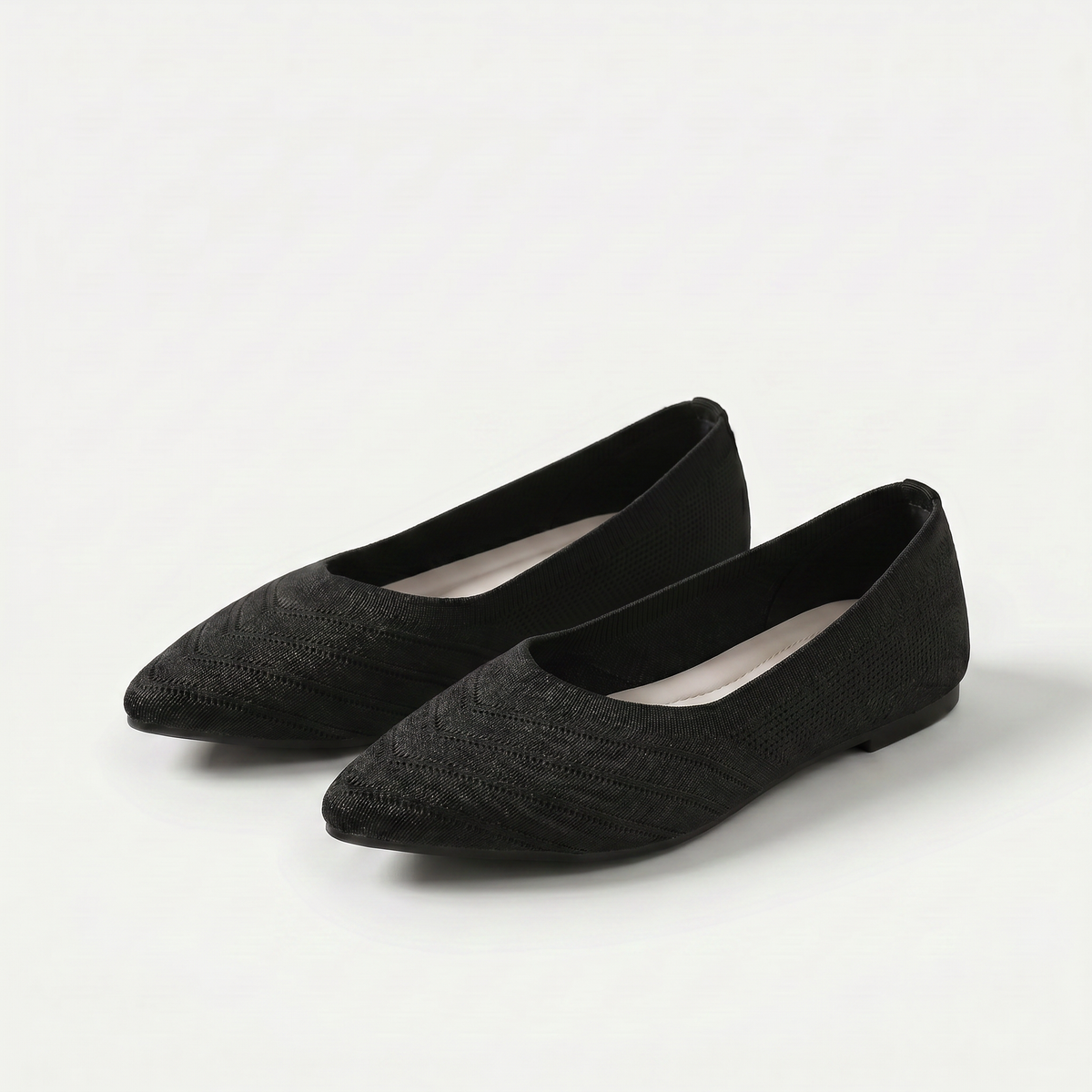 Emer — Black